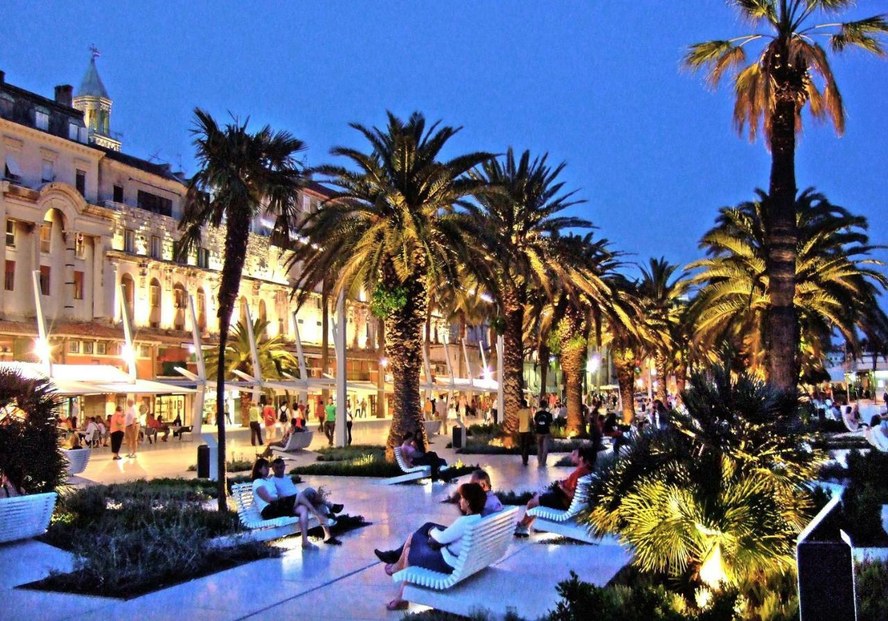 Luxury Apartment Riva With A Magnificient View Split Exterior foto